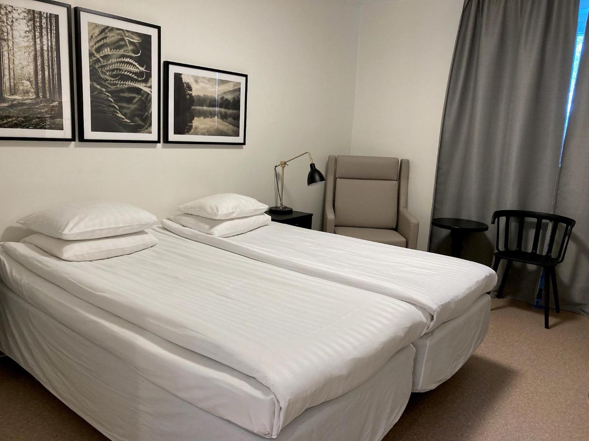 Hotell Moerby - Danderyd Hospital ภายนอก รูปภาพ
